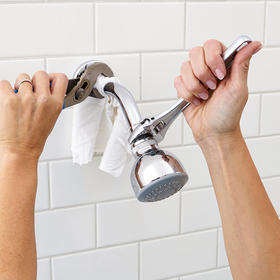 How to Remove and Replace a Showerhead